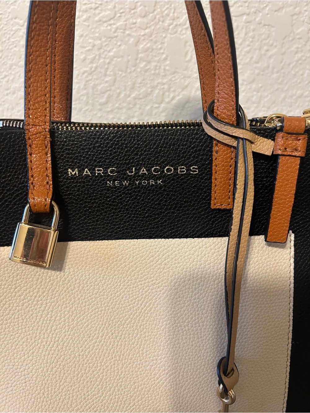 Marc Jacobs Grind Mini Black Tan Cream Colorblock Leather Tote Crossbody - Picture 2 of 11